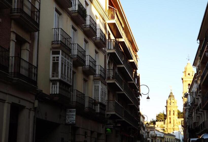 هتل Castilla