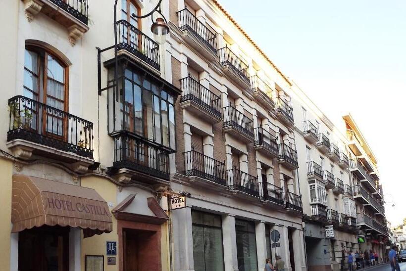 هتل Castilla