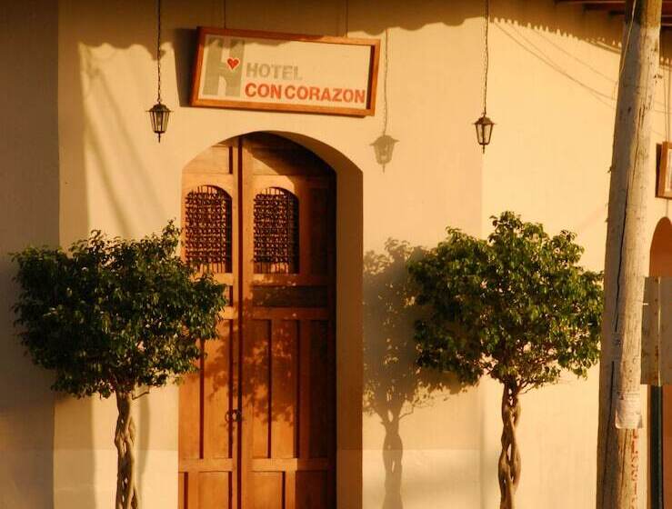 هتل Con Corazon