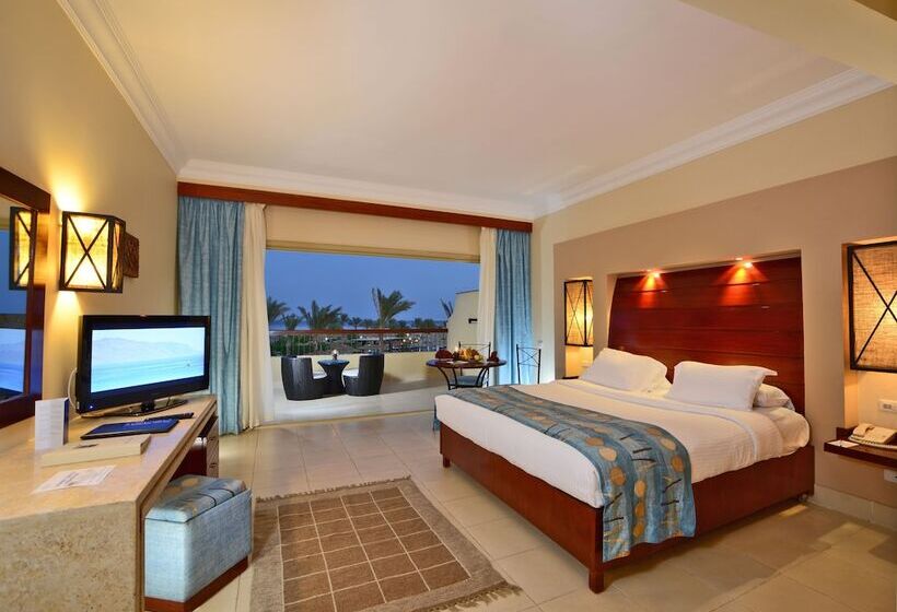 ホテル Coral Sea Holiday Resort And Aqua Park