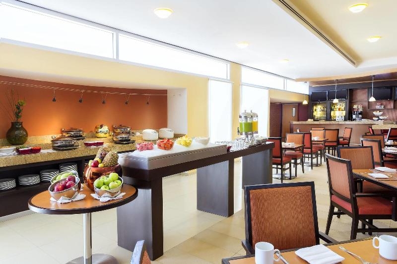 فندق Courtyard By Marriott Leon At The Poliforum