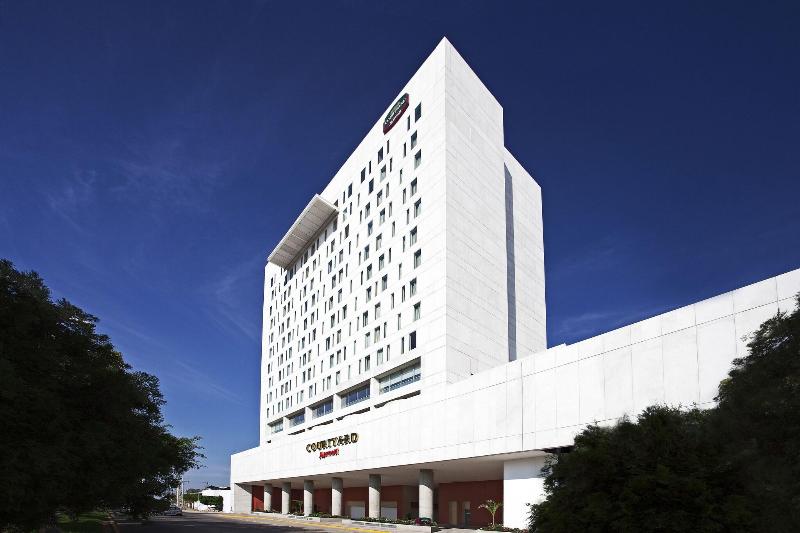 فندق Courtyard By Marriott Leon At The Poliforum