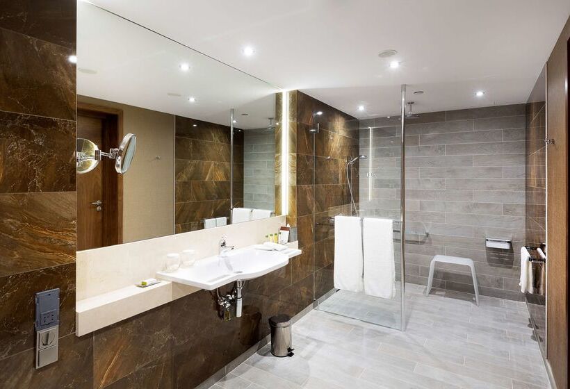 Doubletree By Hilton Hotel & Conference Centre Warsaw