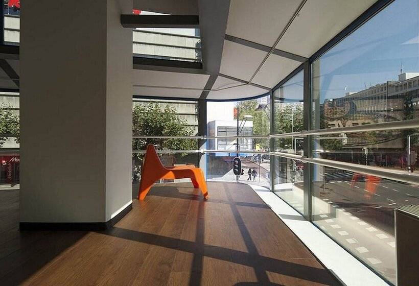 Easyhotel Rotterdam City Centre
