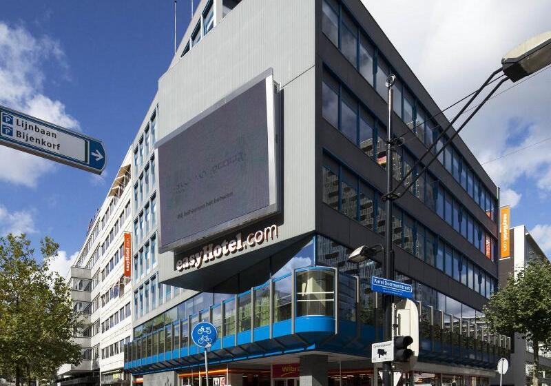 Easyhotel Rotterdam City Centre