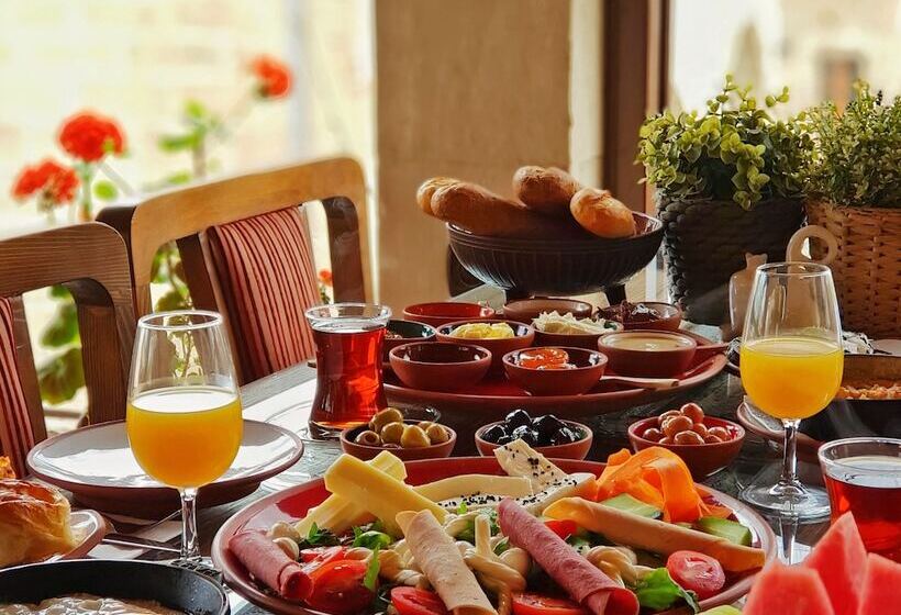 هتل Fresco Cave Suites Cappadocia