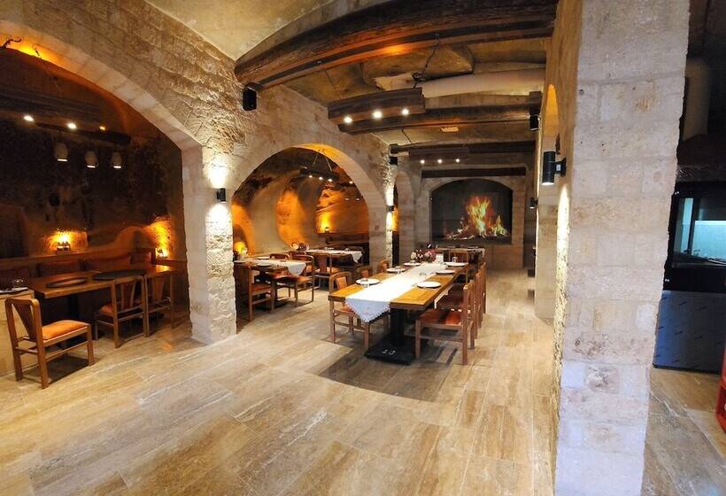 هتل Fresco Cave Suites Cappadocia