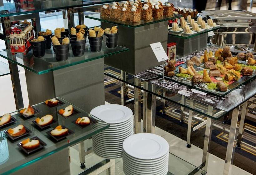 Fotos del hotel Hilton Istanbul Bomonti:  113