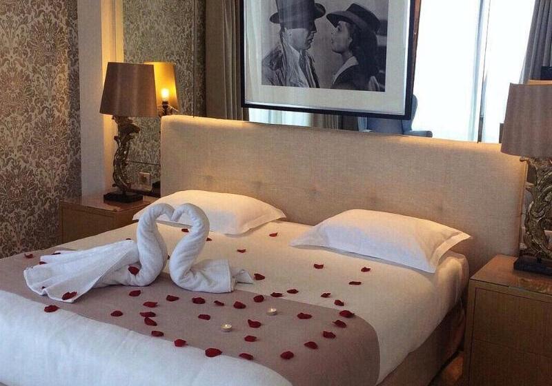 ホテル Hostellerie La Farandole