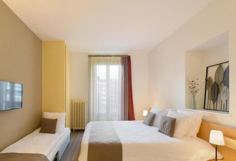 Otel Hôtel Du Marché