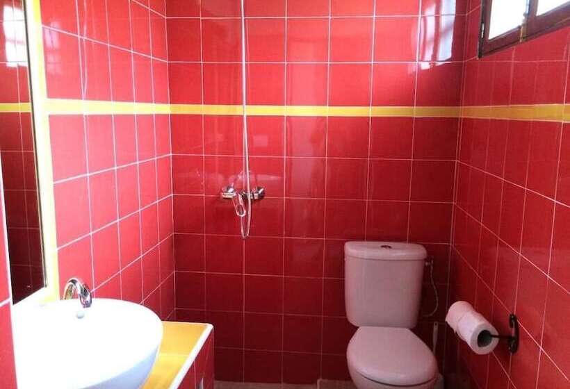 فندق Hôtel Kadiandoumagne