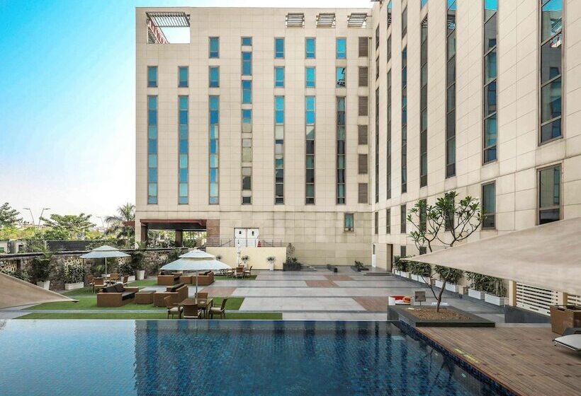 هتل Ibis New Delhi Aerocity An Accor Brand