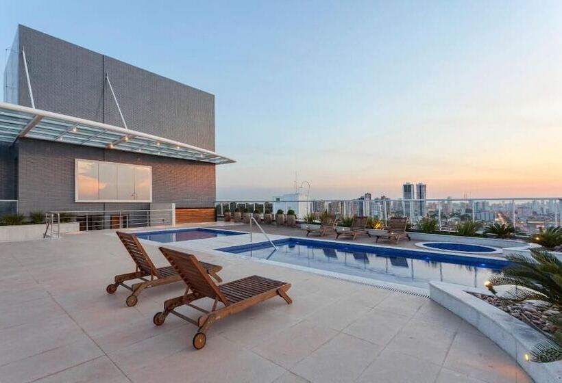 هتل Ibis Styles Belem Hangar