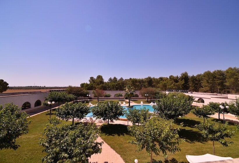 בית מלון כפרי Laurito Resort & Spa