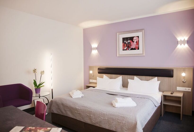 Fotos del hotel Nikolai Residence:  8