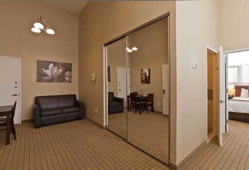 هتل Pointe Plaza