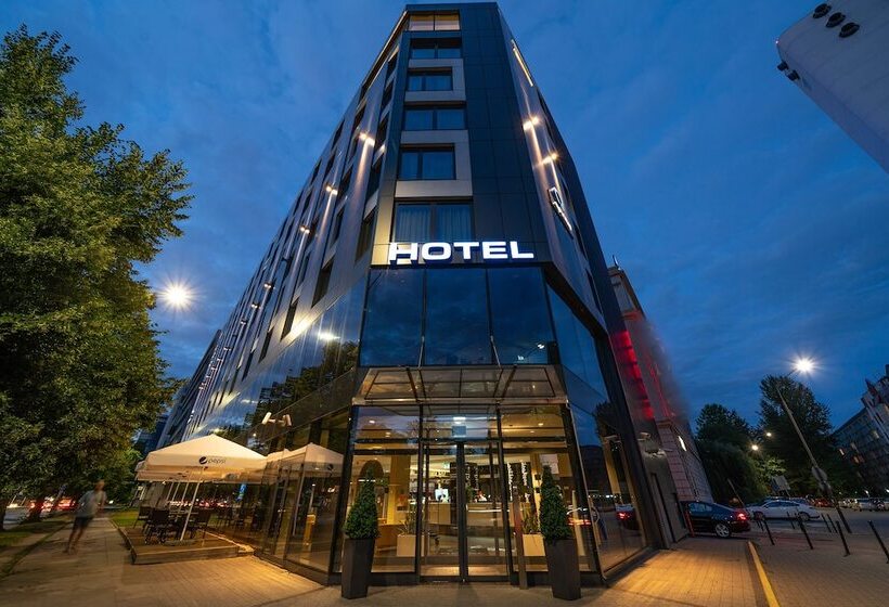 Hotel Q  Plus Wroclaw