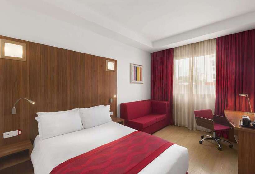 בית מלון כפרי Ramada Encore By Wyndham Tangier