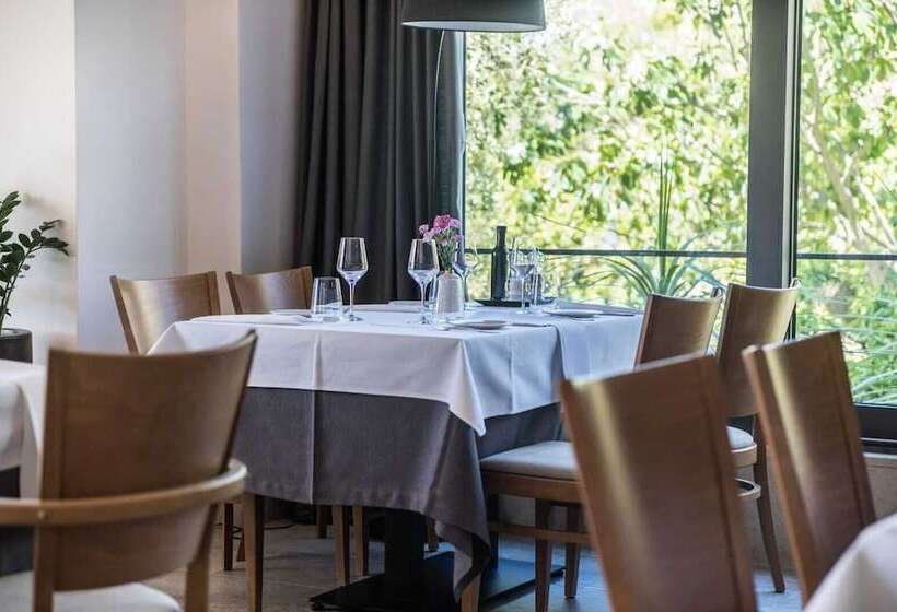 هتل Rooms & Restaurant Matanovi Dvori