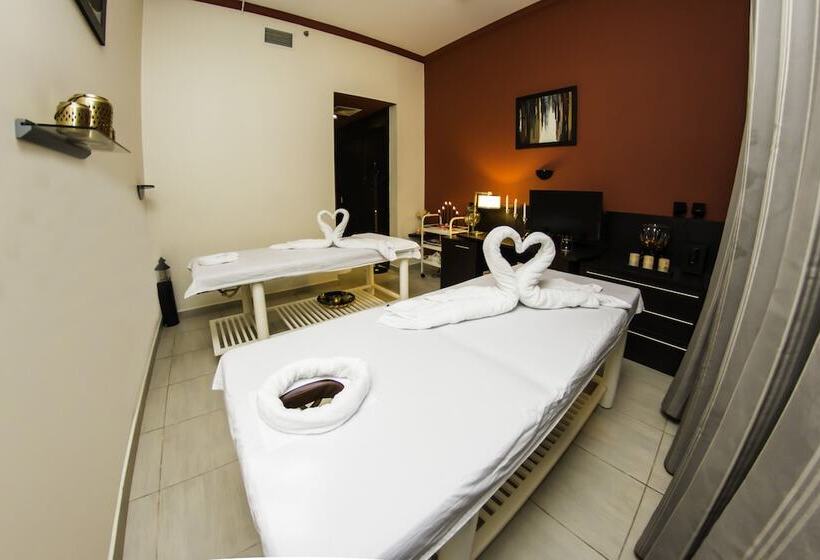 The Royal Riviera Hotel Doha