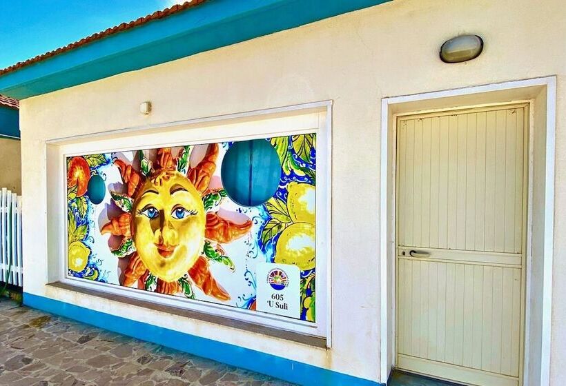 هتل Villaggio Albergo Internazionale La Plaja