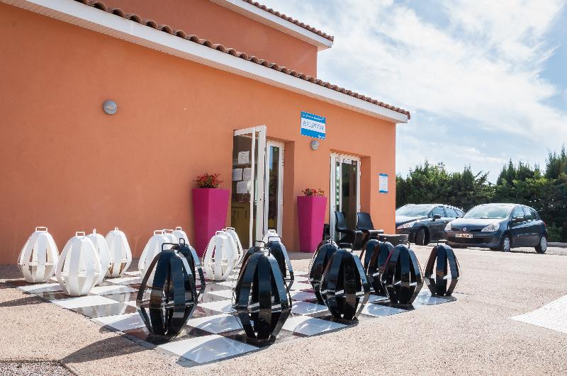 اقامتگاه Vacanceole  Les Demeures Torrellanes  Saintcyprien