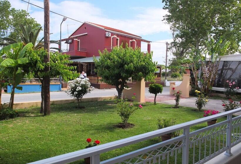 Toula S Apartments