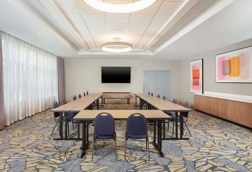 هتل Homewood Suites By Hilton Broomfield Boulder