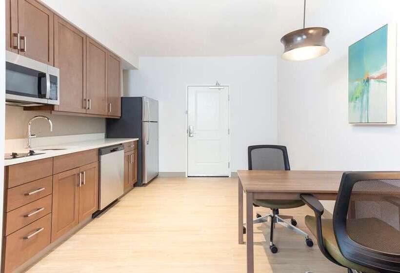 هتل Homewood Suites By Hilton Broomfield Boulder