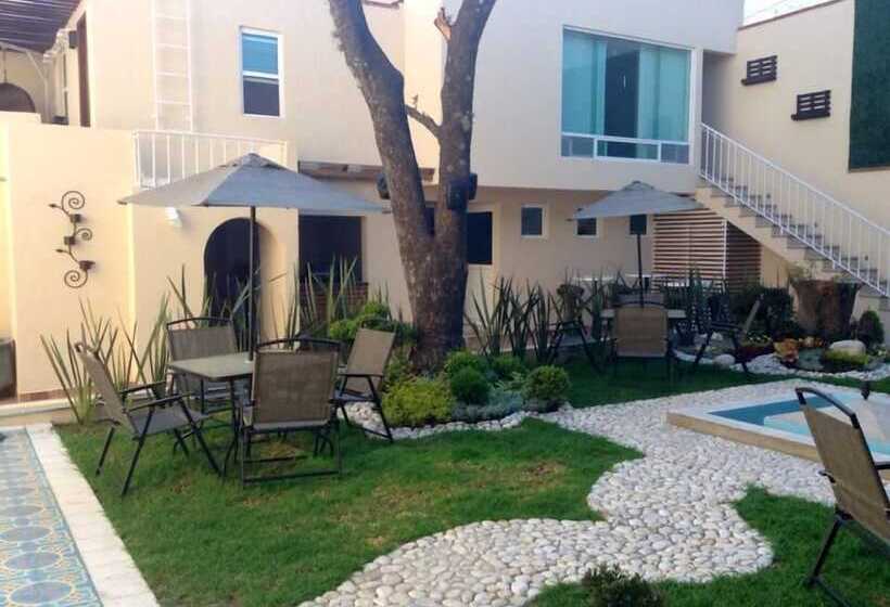 هتل Hostal 1915