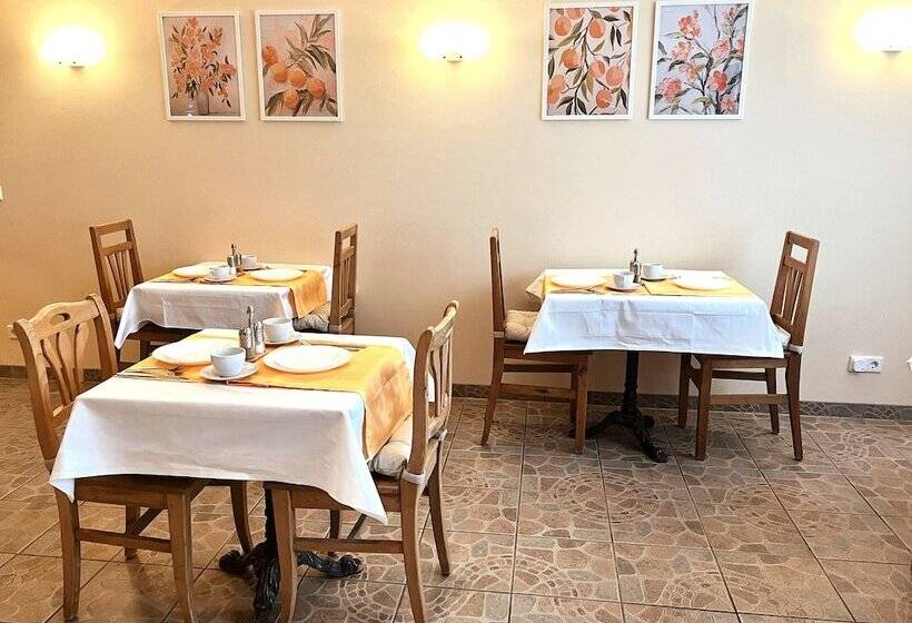 هتل Airport Messe