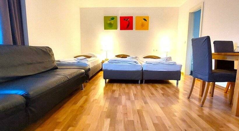 Fotos del hotel Messeschlaf:  9