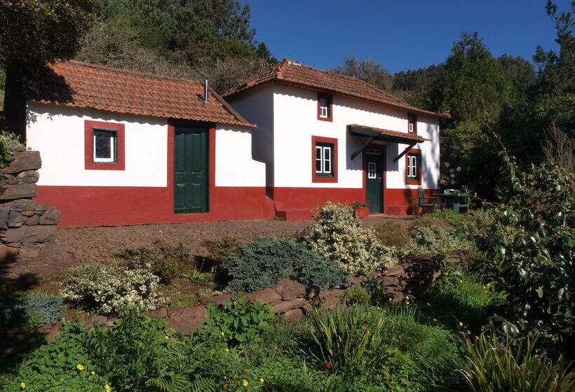 Casas Valleparaizo Mountain