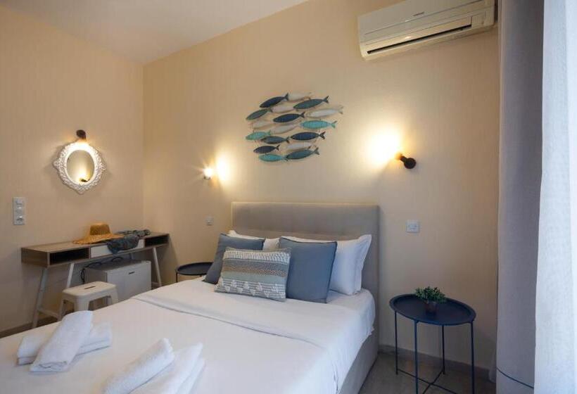 هتل Aurora Beach