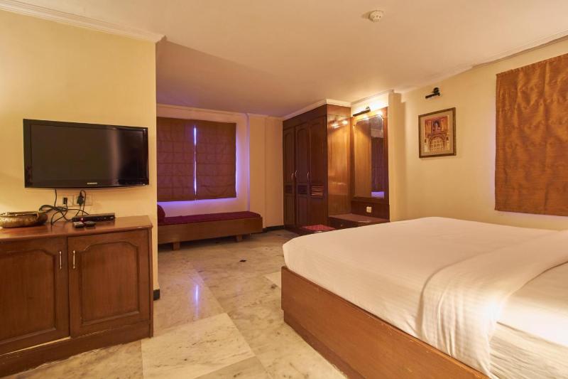 هتل Grand Residence