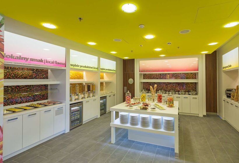 هتل Hampton By Hilton Warsaw City Centre