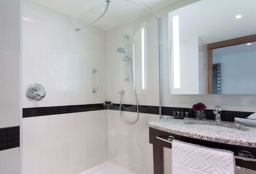 هتل Hampton By Hilton Warsaw City Centre