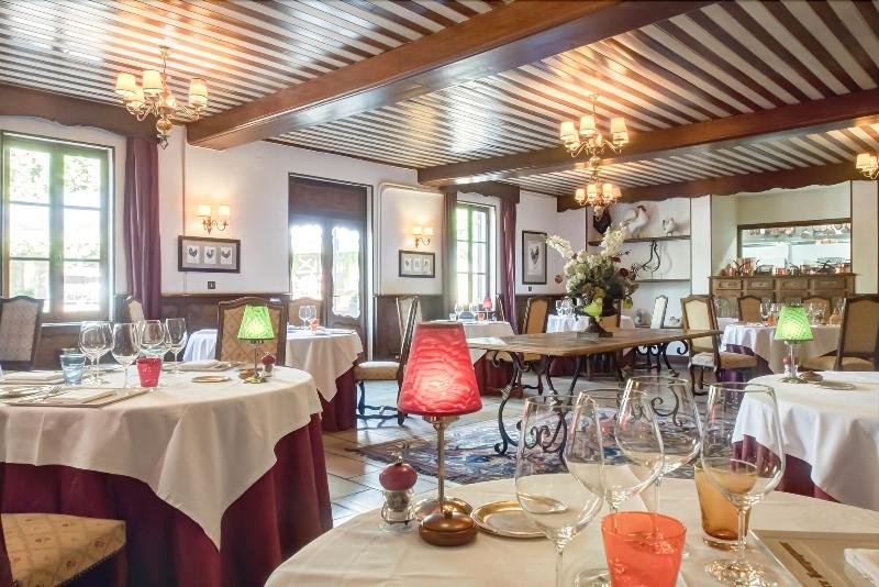 هتل Hostellerie Bourguignonne