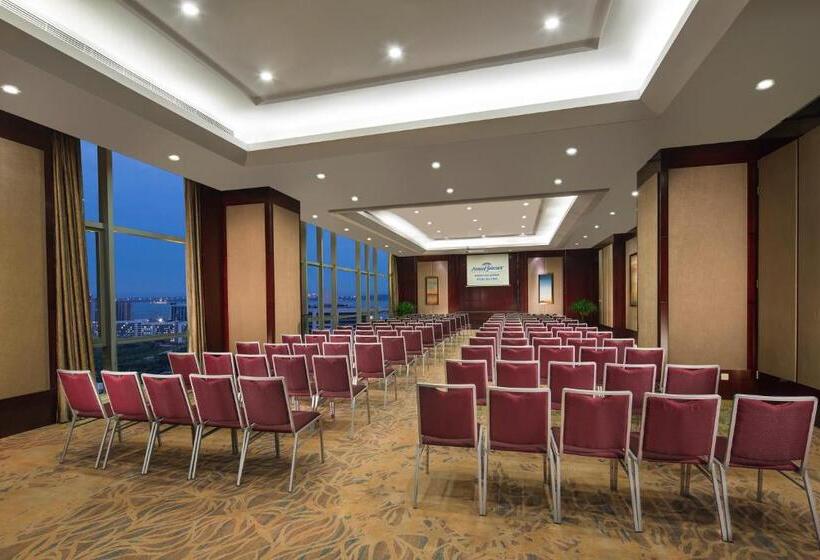 هتل Howard Johnson Kangda Plaza Qingdao