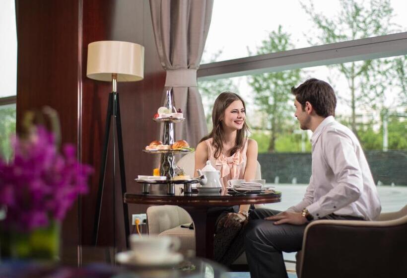 هتل Howard Johnson Kangda Plaza Qingdao