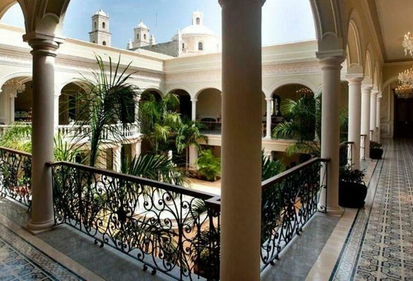 فندق Mansion Merida Boutique   Restaurant