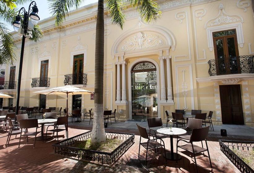 هتل Mansion Merida Boutique   Restaurant