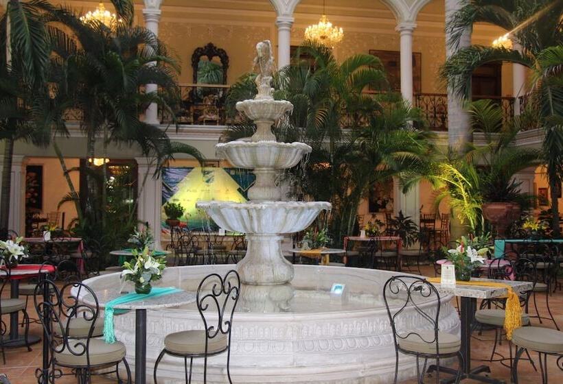 Fotos del hotel Mansión Mérida   Restaurant:  45