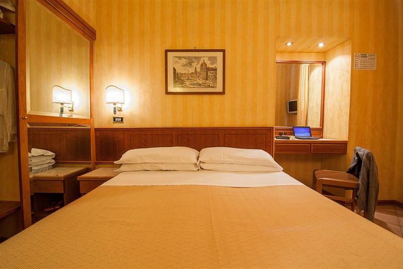 Fotos del hotel Pomezia:  3