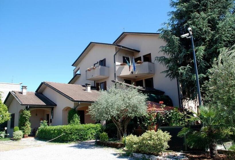 Fotos del hotel Ristorante La Rampina:  25