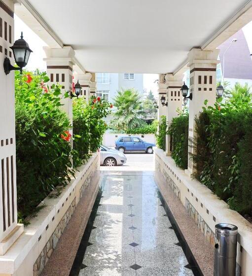 هتل Royal Hill