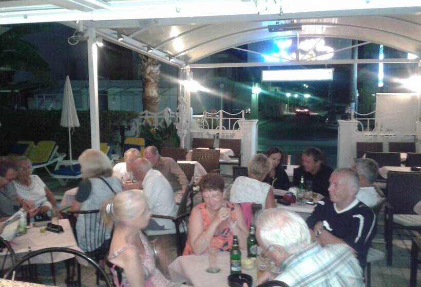 هتل روستایی Elite Apartments