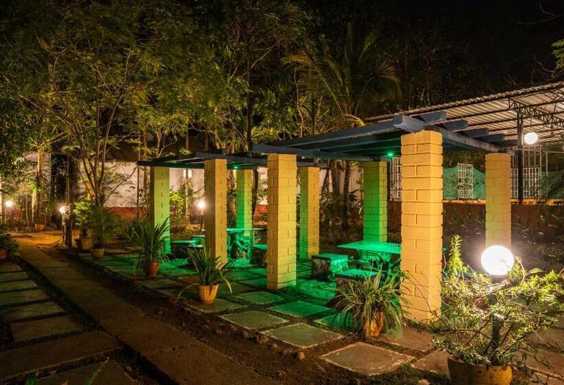 酒店 Dandeli Resorts Inn