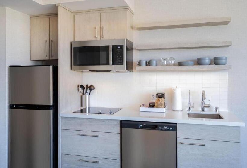 هتل Element San Jose Airport