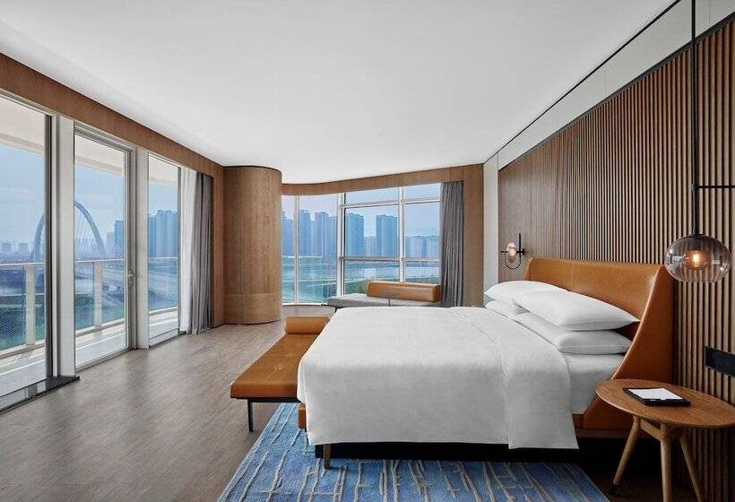 Отель Sheraton Zhaoqing Dinghu